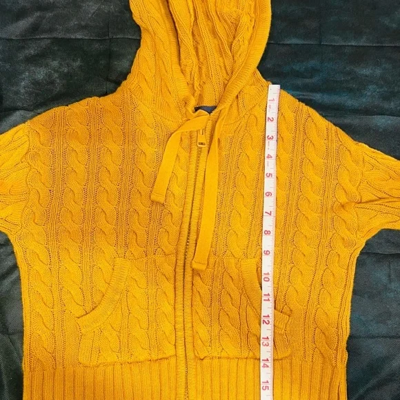 🔥American Eagle  Knit Mustard Sweater🔥 - Picture 4 of 6